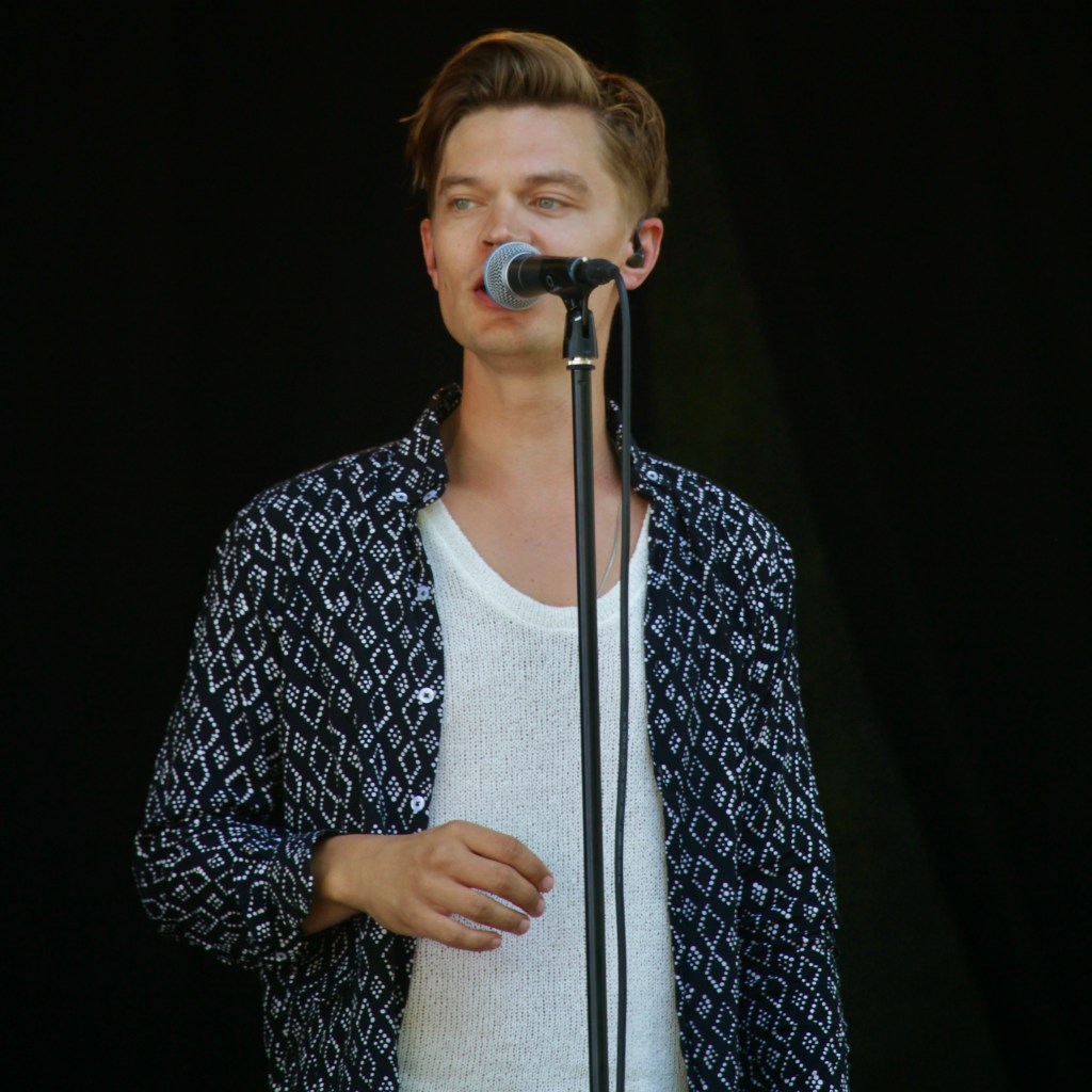 Dragspel, folkvisa och&nbsp;rock